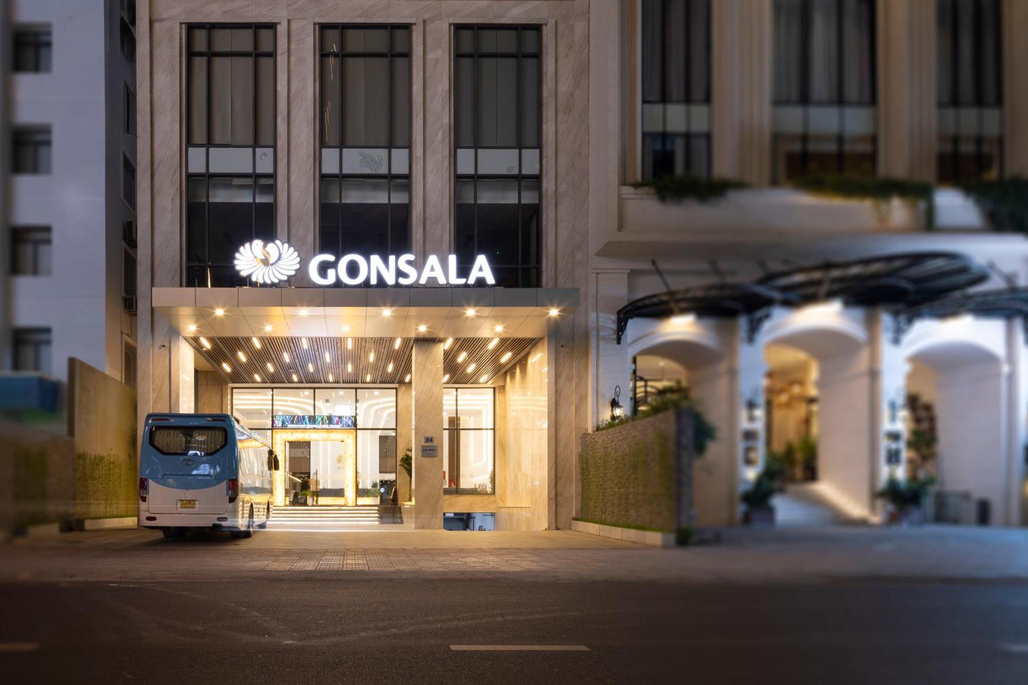 Gonsala Hotel На Транг Екстериор снимка