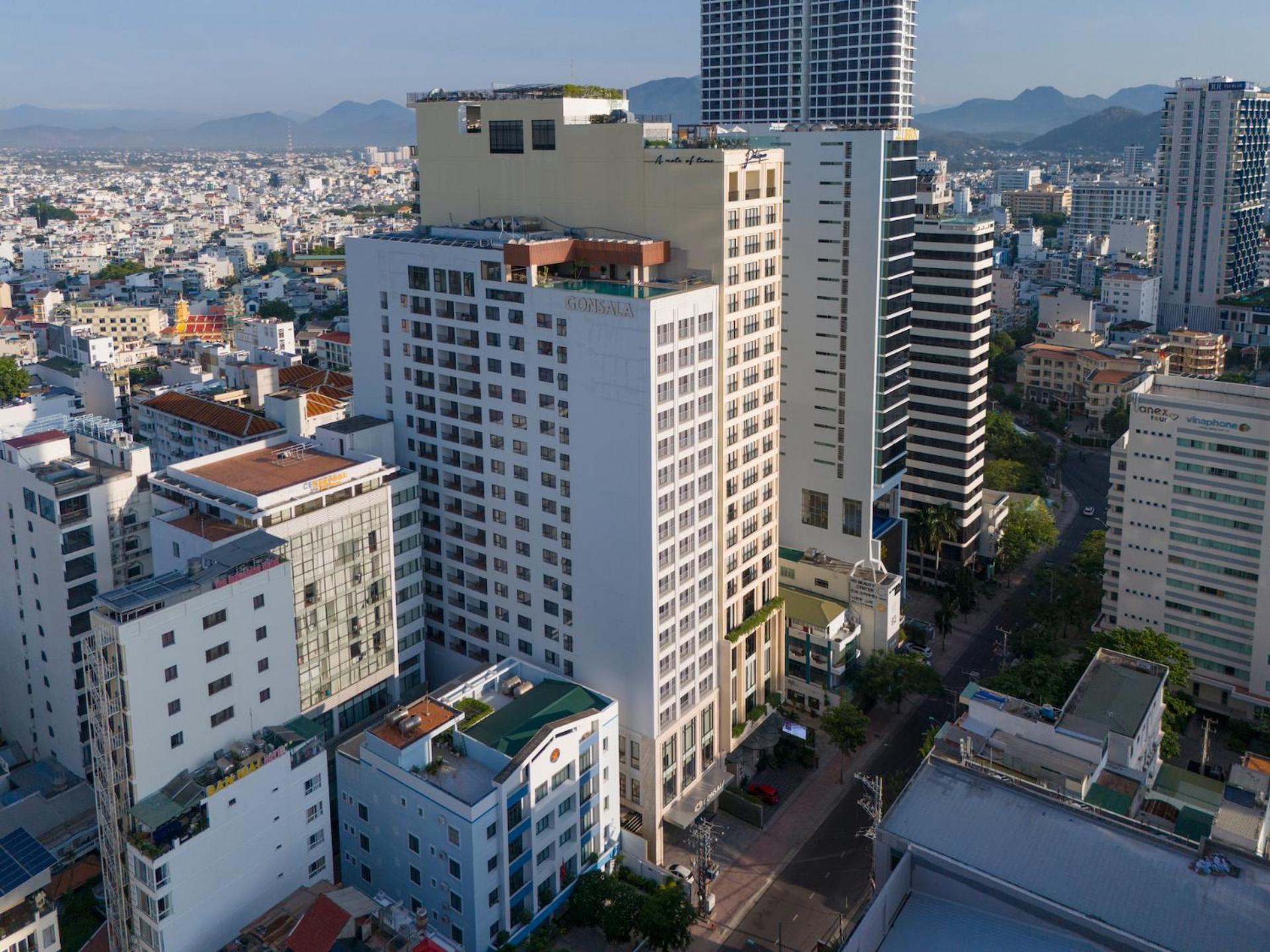 Gonsala Hotel На Транг Екстериор снимка