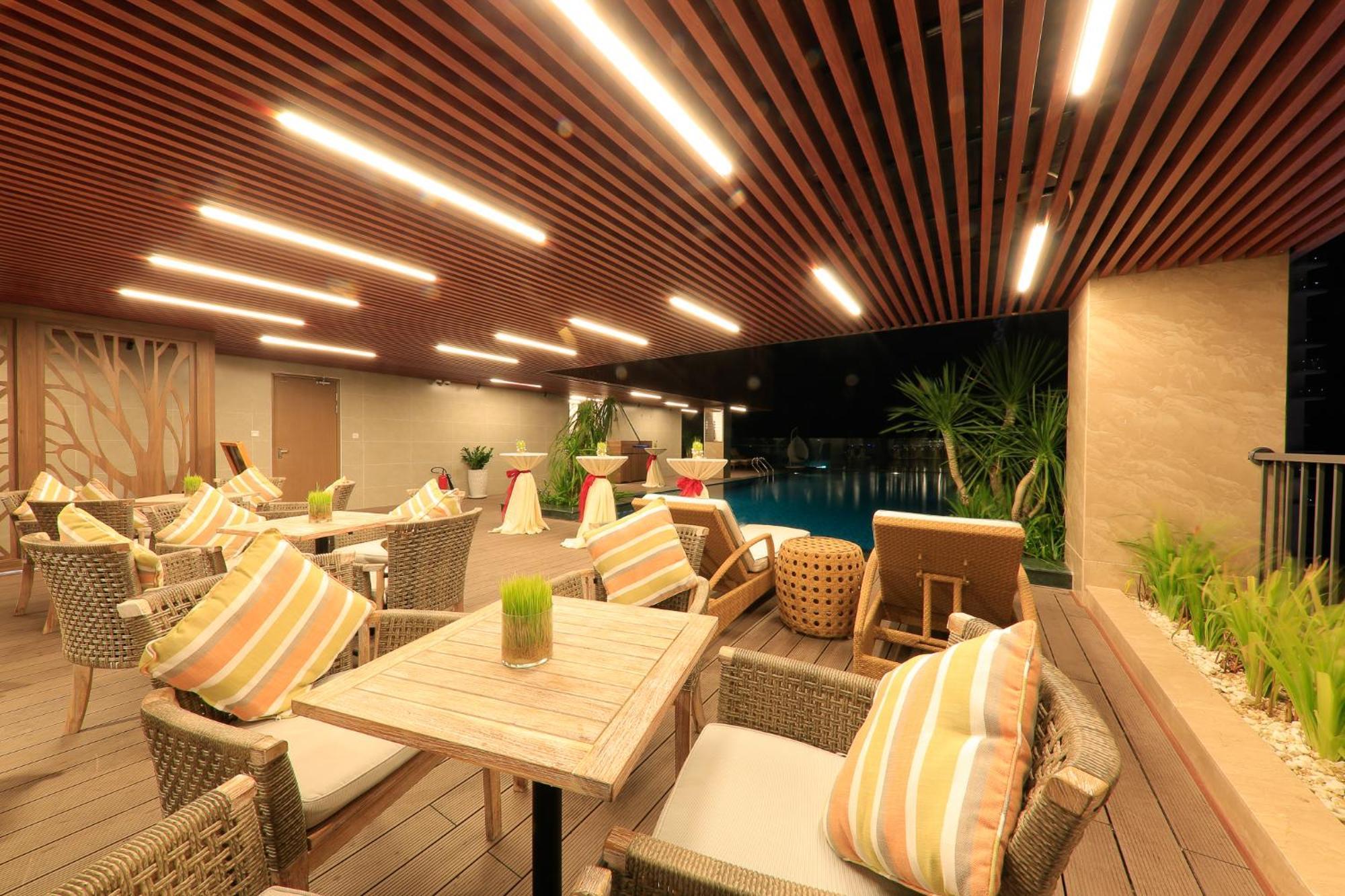 Gonsala Hotel На Транг Екстериор снимка